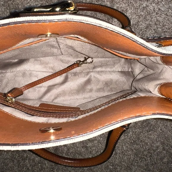 Michael Kors Handbag- Tan/white - Picture 3 of 3